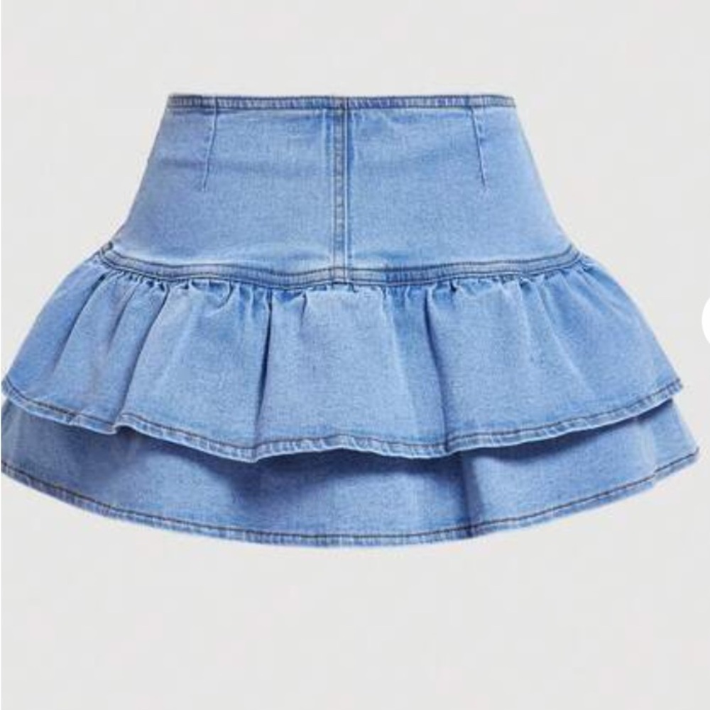 Ruffle Jean skort - Picture 2 of 3